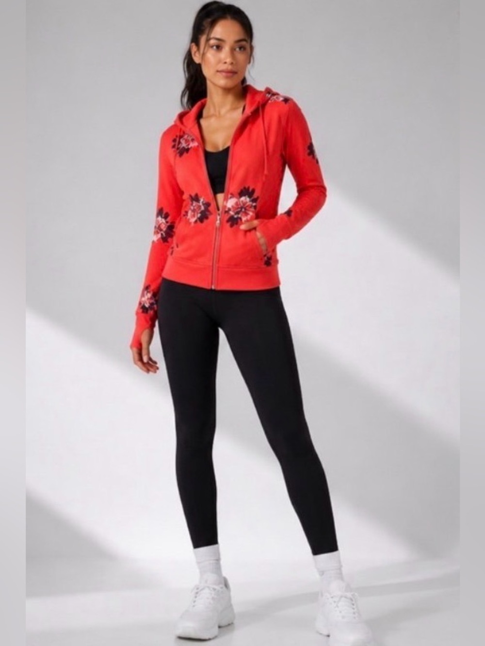 Lululemon Scuba Hoodie Red Floral Print Full Zip Sz 2 Discontinued - Picture 8 of 9